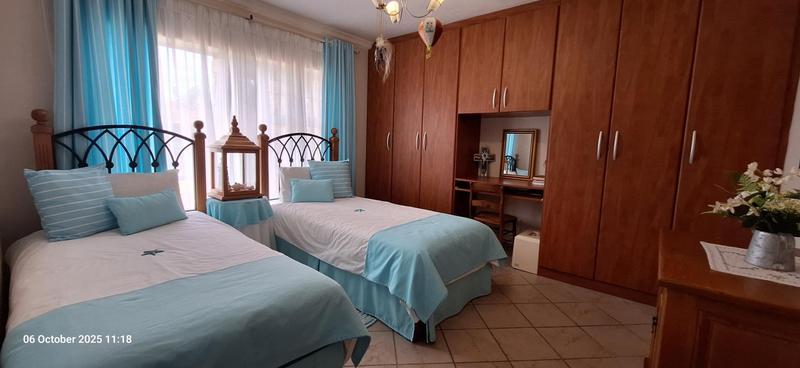 5 Bedroom Property for Sale in Tergniet Western Cape